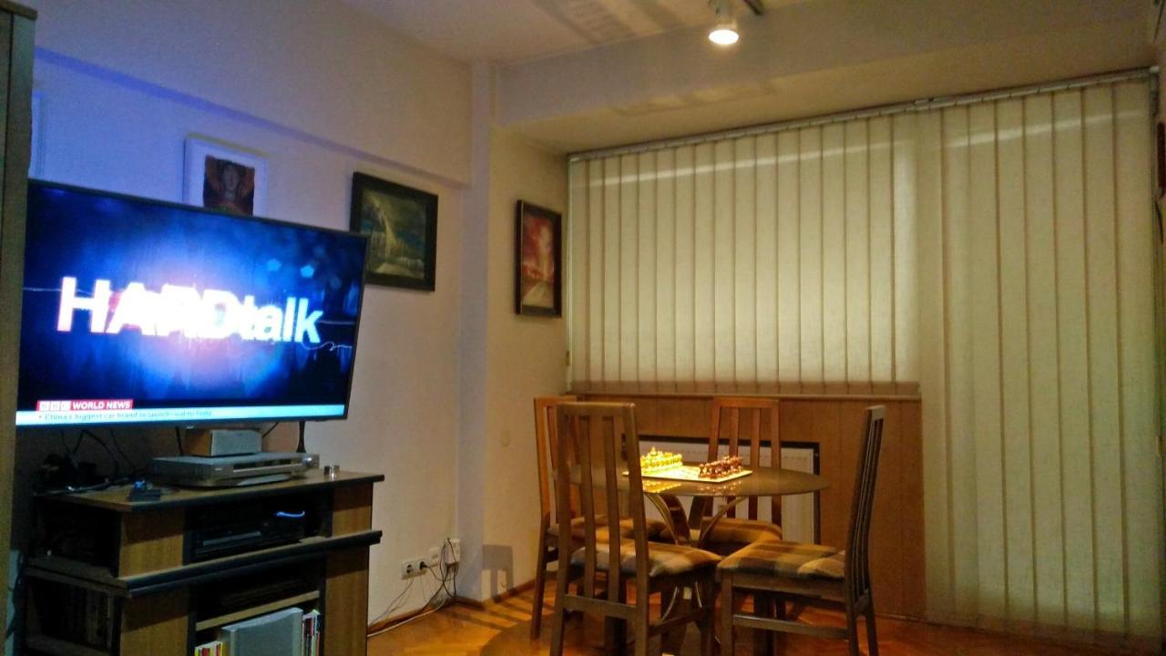 Rompromo Plus Accommodation Bukarest Exteriör bild