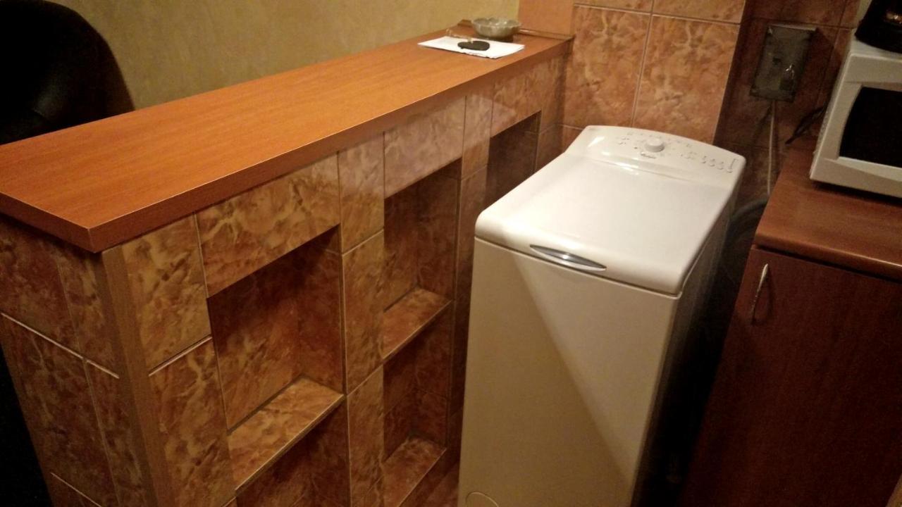 Rompromo Plus Accommodation Bukarest Exteriör bild