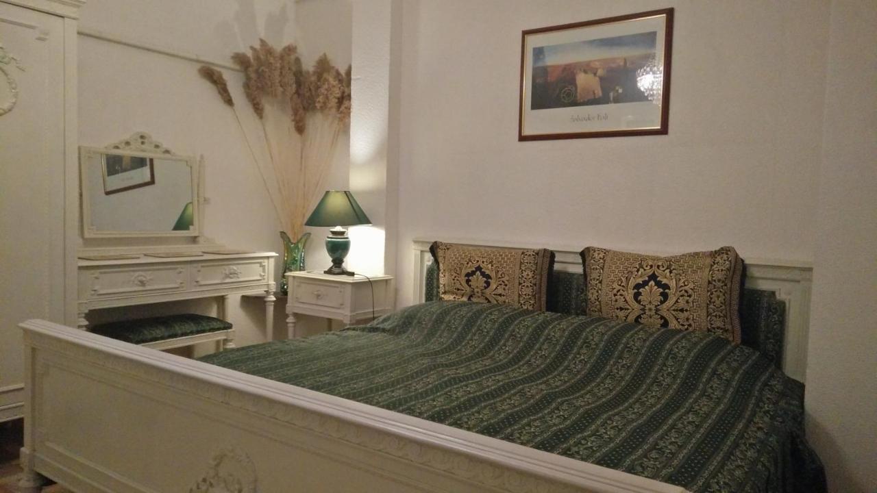 Rompromo Plus Accommodation Bukarest Exteriör bild