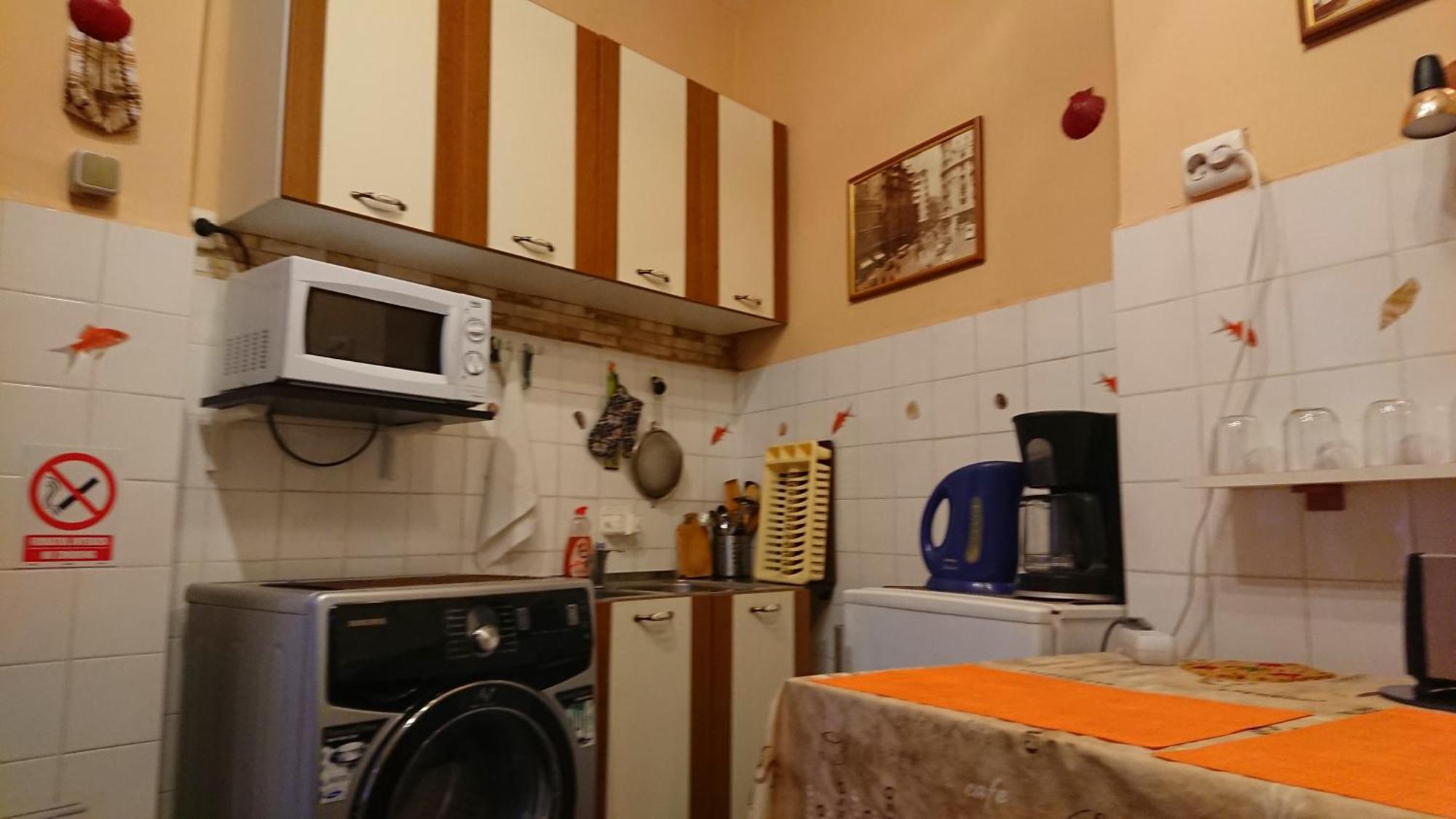 Rompromo Plus Accommodation Bukarest Exteriör bild