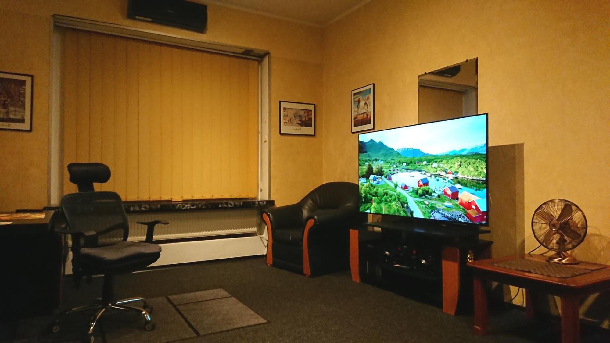Rompromo Plus Accommodation Bukarest Exteriör bild